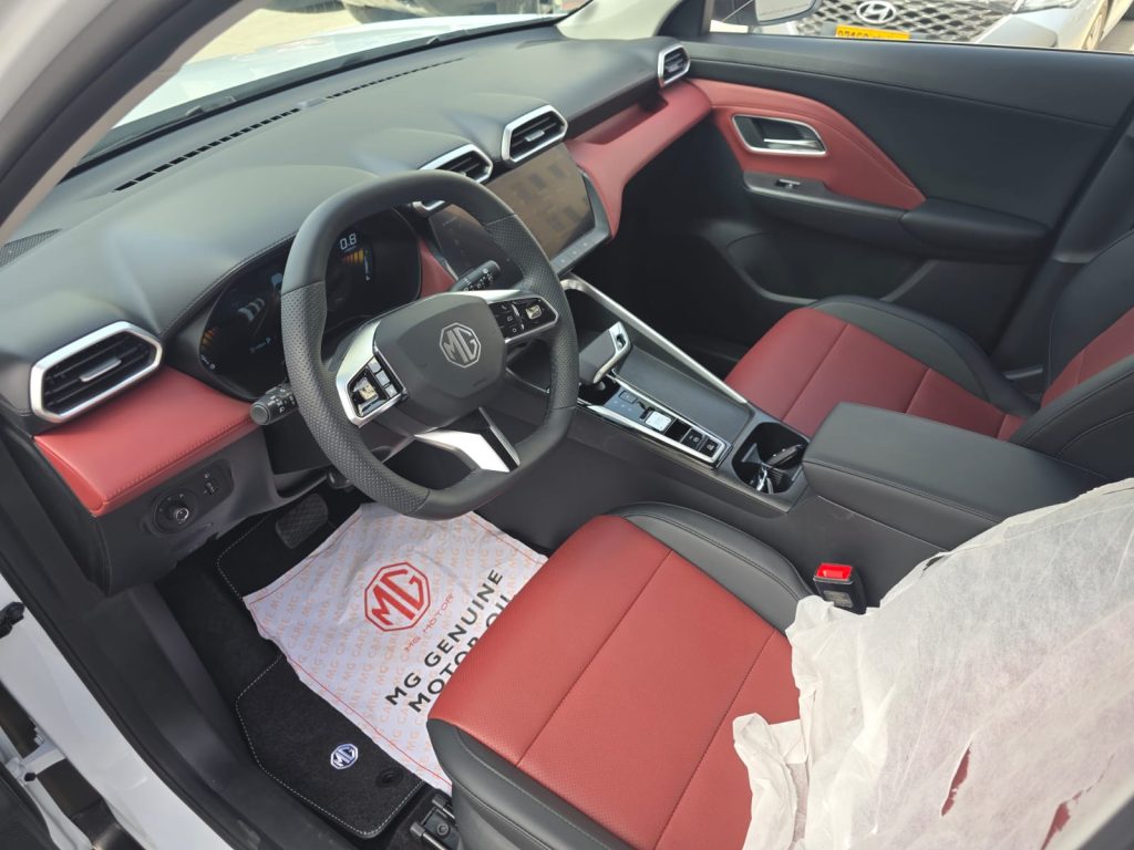 MG6 rent oman
